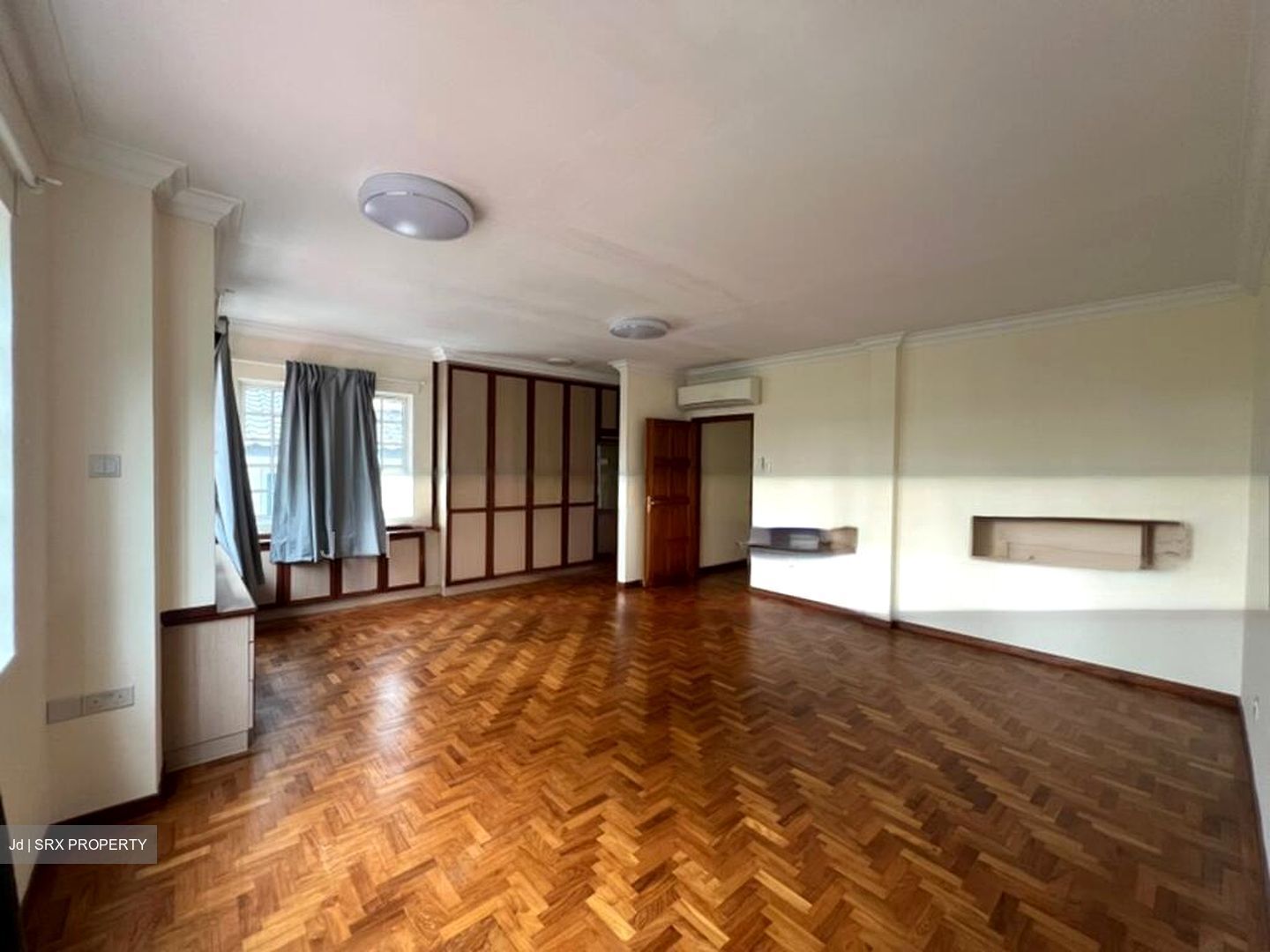 Surin Lane (D19), Semi-Detached #503187331